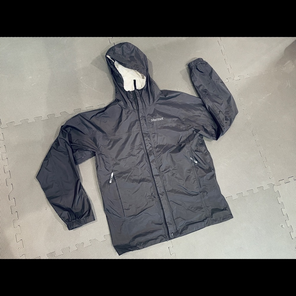 Marmot Mens - Rain Jacket - Great Condition